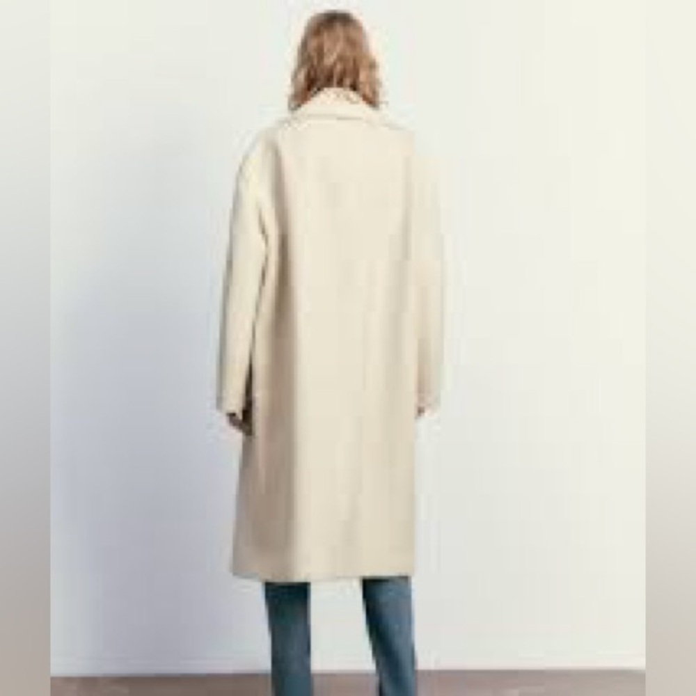 Zara Oversized Coat - Picture 3 of 6